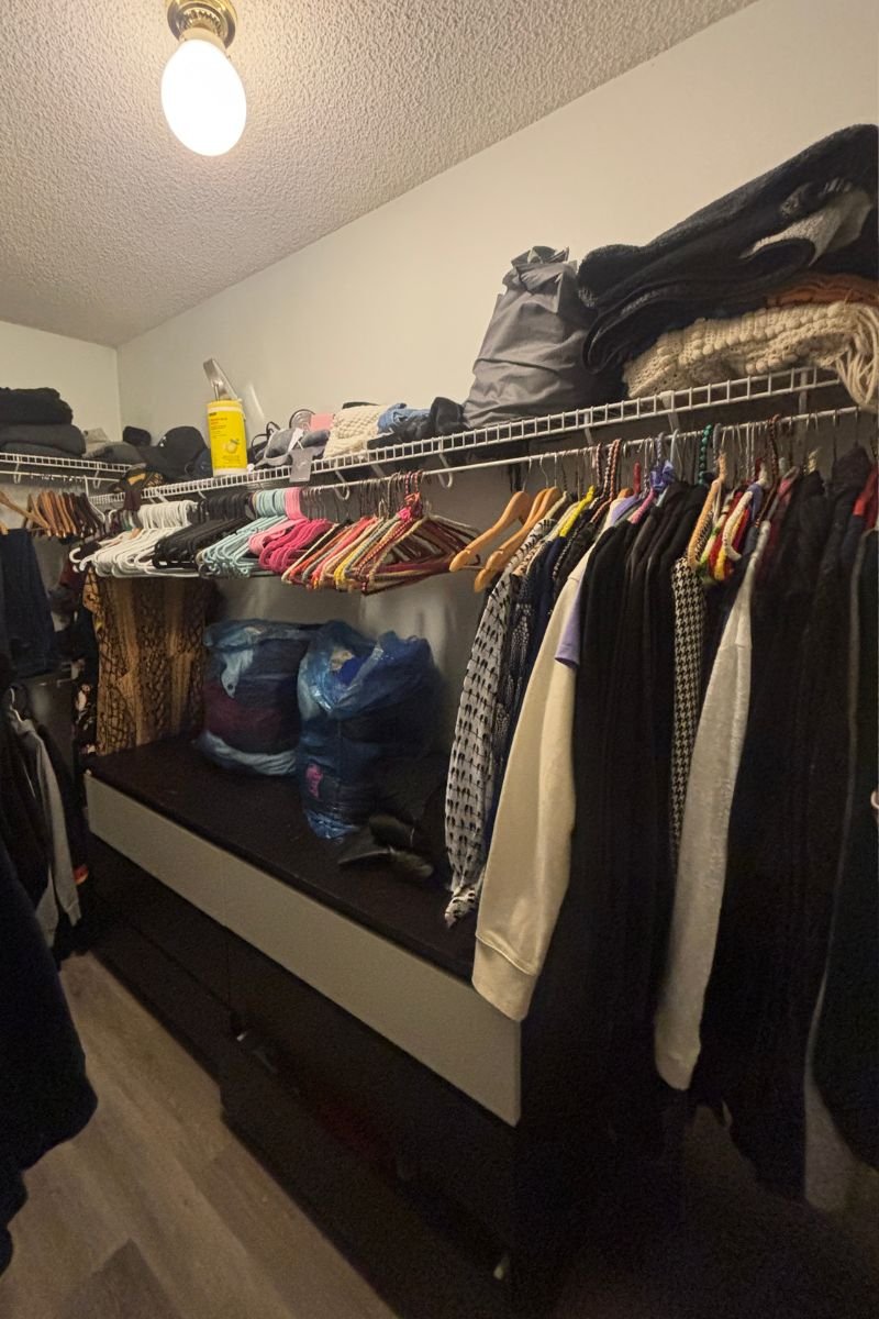 OI Client - Walk-in Closet